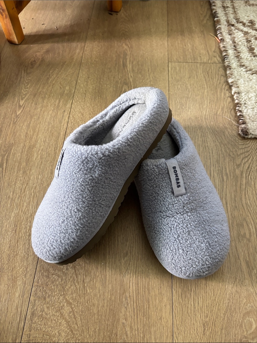 Womens Bombas Sunday slippers